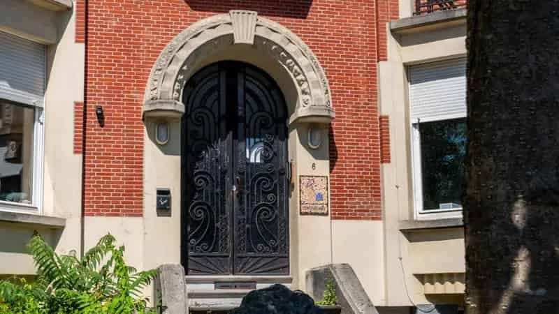 Huis te Schaerbeek 729m² - Meerdere Gebruikers