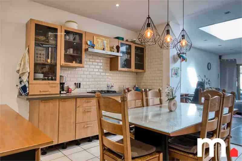 Huis te Koop Kortrijk 4 slaapkamers Tuin Renovatieplicht