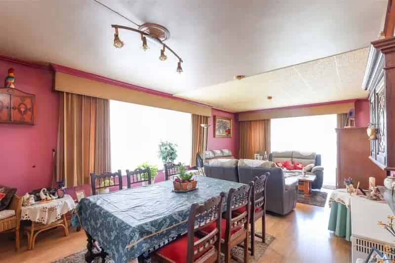 Appartement te koop Genk 3 slaapkamers garage