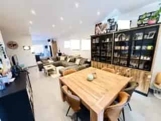 Huis te Koop Le Roeulx - 4 slaapkamers - gerenoveerd