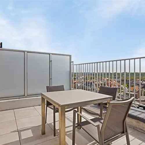 Gerenoveerde penthouse met terrassen en schitterend zeezicht!