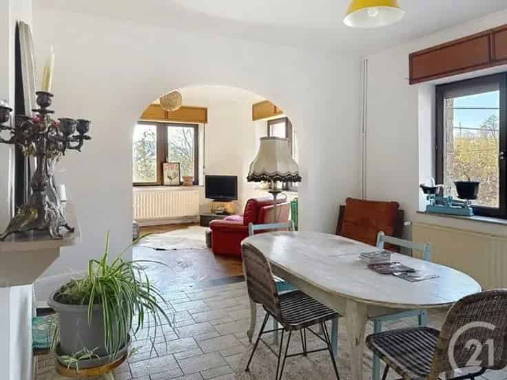 Huis Te Koop Vielsalm: Ruime Woning Met Vakantiewoning