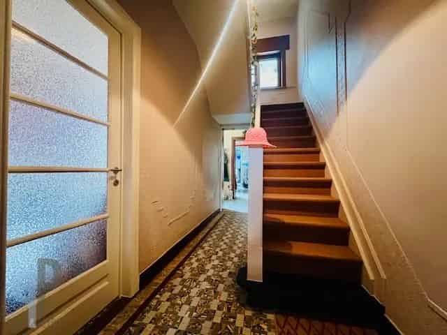 Huis te koop Brakel: Ruime woning vlakbij centrum