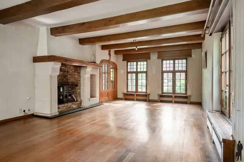 Huis te Koop Heide: 6 Slaapkamers, Grote Tuin, Centrale Locatie