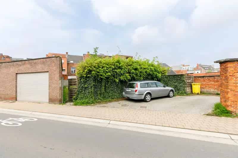 6 Slaapkamers Stadswoning Geel Centrum Renovatieproject