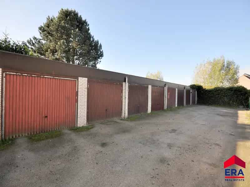 Garagebox te koop Eeklo Centrum