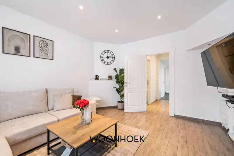 Gerenoveerde 3 Slaapkamer Huis te Koop in Kruibeke