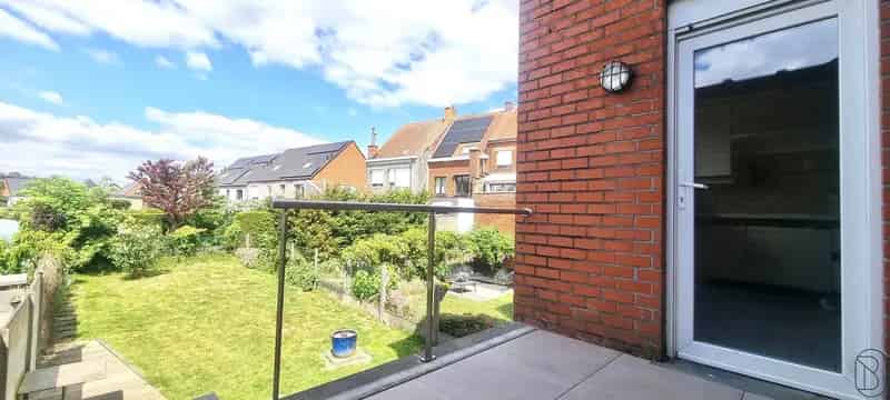 BEL-ETAGE Huis te Koop met Garage en Tuin