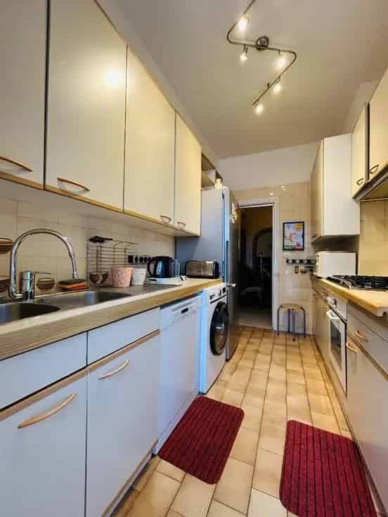Appartement Te Koop Nabij Jubelpark