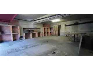 Garagebox 4 auto's te Jambes