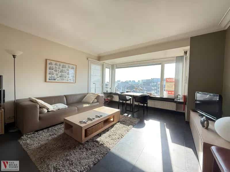 Appartement te koop Oostende - Zeer lichtrijk appartement met zicht op Petit Paris