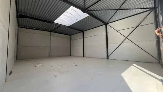 Magazijn te huur Evergem - 225m² - Nabij R4