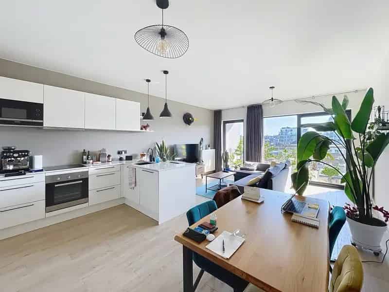 Appartement te Koop te AUDERGHEM 2 slaapkamers terras