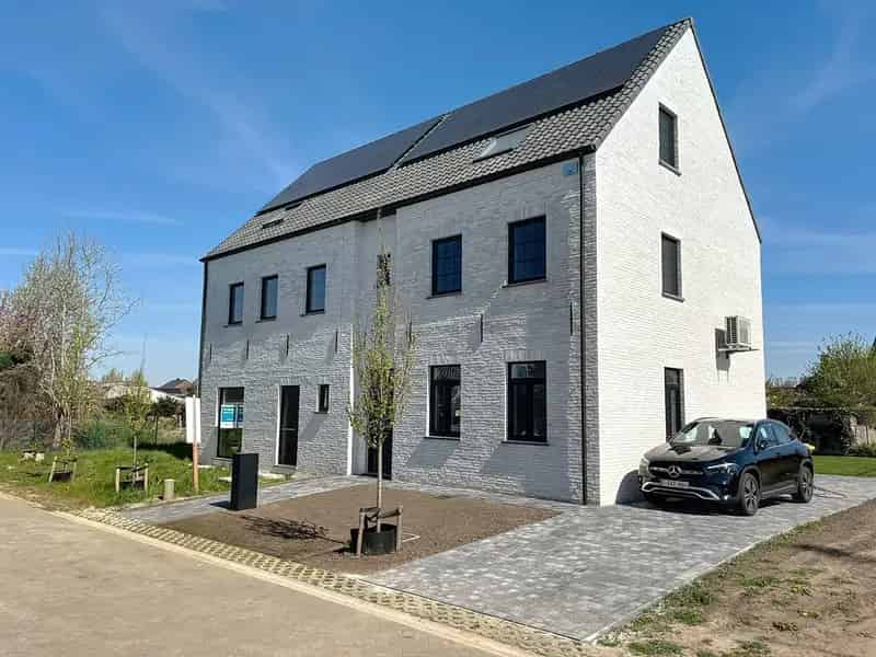 Herenthout Landelijke Woning 3-5 Slpk Casco
