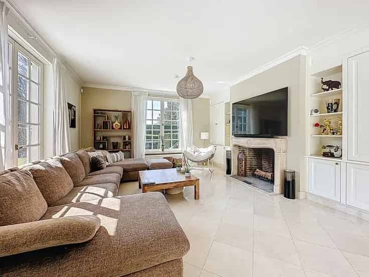Luxe Villa Te Koop met Zwembad en Jacuzzi
