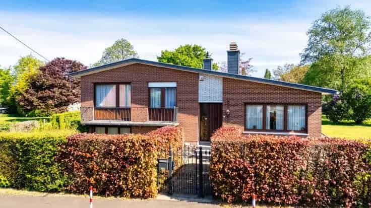 Huis Te Koop Met Dubbele Beglazing