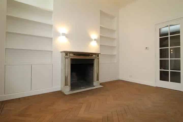 Herenhuis Schaerbeek 6 slaapkamers 5 badkamers grote tuin