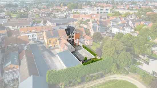 Uitzonderlijk kantoorgebouw op 654m² met veel mogelijkheden!