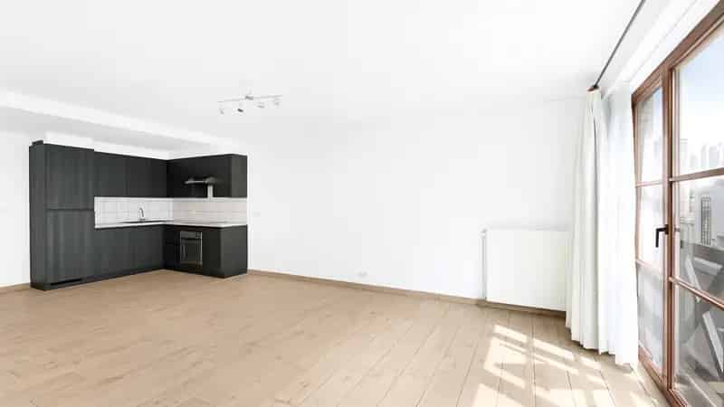 Appartement te huur Heist-aan-Zee vernieuwd terras strand