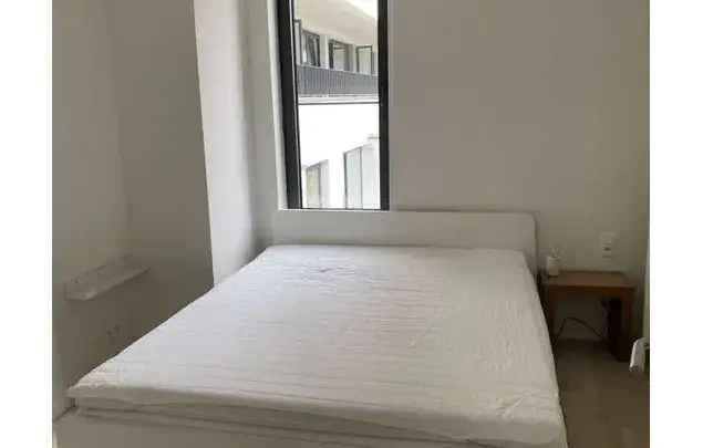 Huur 1 Slaapkamer Appartement 60m² Brussel