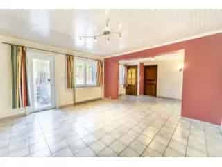 Villa te Koop Landelies 3 slaapkamers Grote Tuin Garage