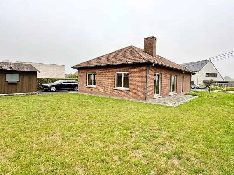 Gelijkvloerse Villa Landelijke Omgeving