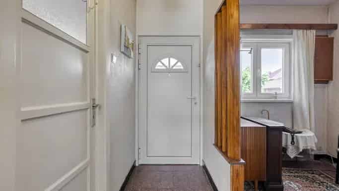 Huis te koop Hasselt 4 slaapkamers tuin garage renovatieproject