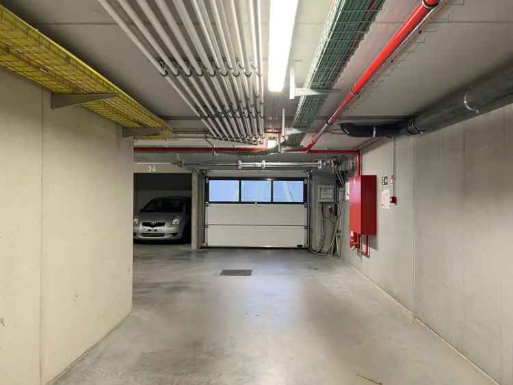 Nieuwe autostaanplaatsen te koop in België met garagebox