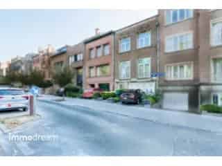 Huis te koop Ukkel 2 appartementen tuin renovatie