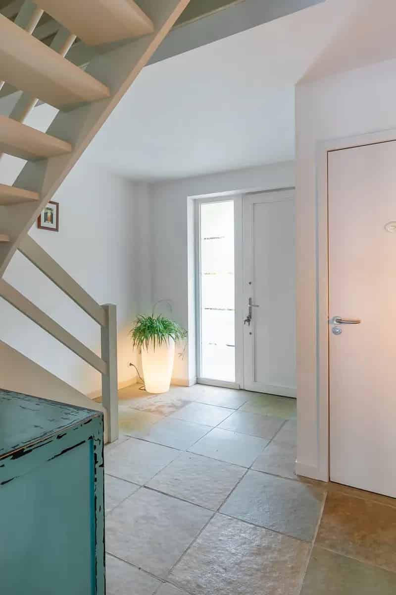 Uitzonderlijke Villa met Potentieel in Residentiële Wijk