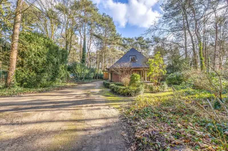 Woning in oase van rust en natuur 3070m²