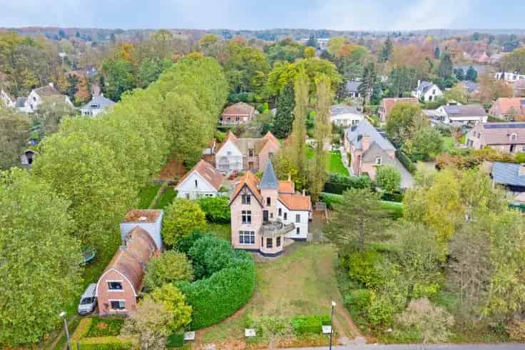 Huis Te Koop Sint-Martens-Latem: Wonen en Werken Combineren