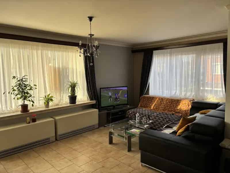 Appartement te koop Burcht 2 slaapkamers gerenoveerd