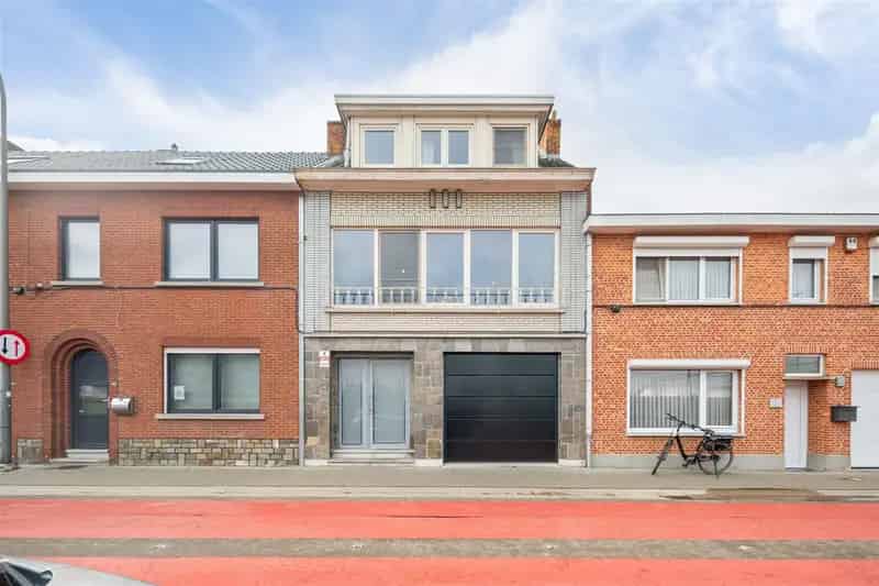 Bel-"etage 3 slaapkamers garage tuin nabij centrum