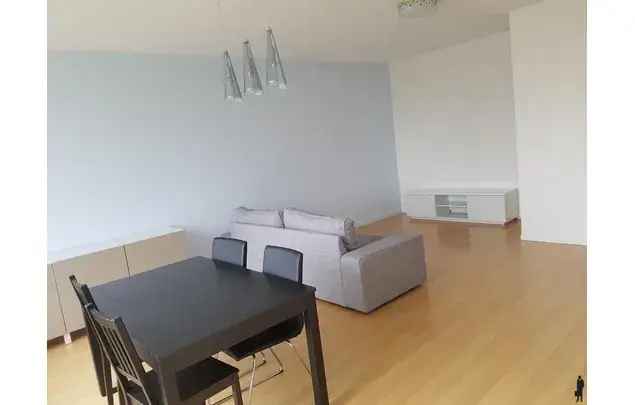 Huur 2 slaapkamer appartement van 85 m² in Antwerp