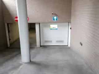 Parking te huur Evere - Nabij openbaar vervoer en winkels