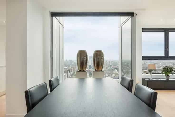 Penthouse Antwerpen Eilandje: Panoramisch Uitzicht en Luxe Afwerking