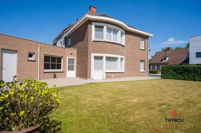 Huis te koop Ledegem: Ruime woning met tuin - Instapklaar