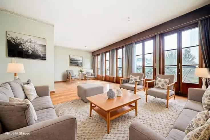 Huis Te Koop Sint-Pieters-Woluwe: Bel-"Etage 240m

²