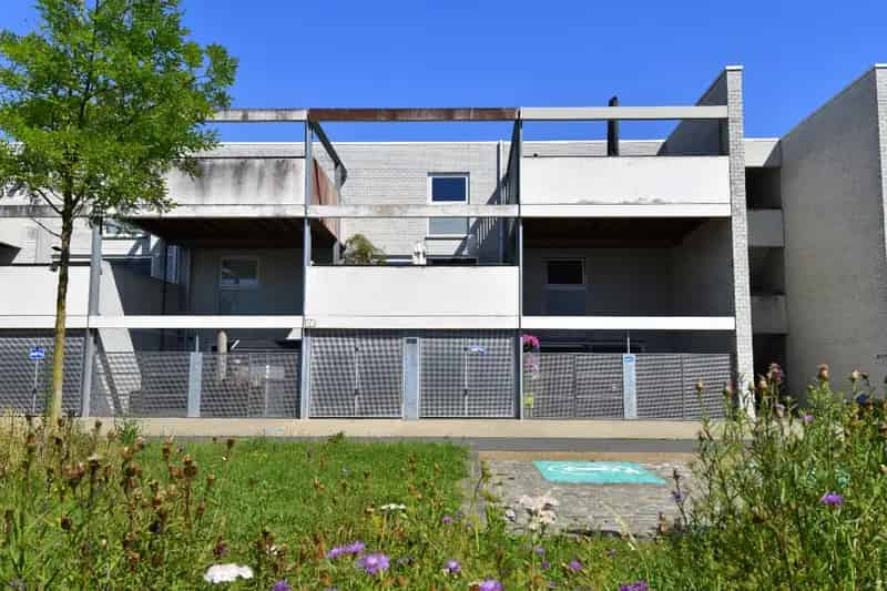 Huis te koop Gullegem: Instapklaar appartement met 3 slaapkamers en tuin