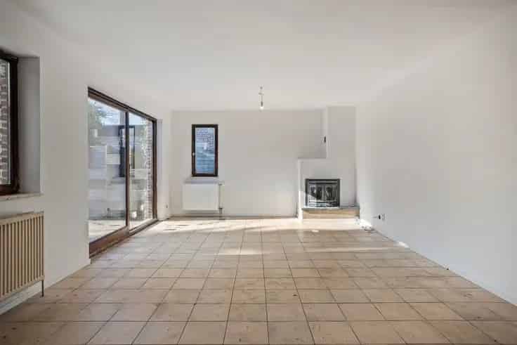 Huis Te Koop 5 slaapkamers 840m² perceel