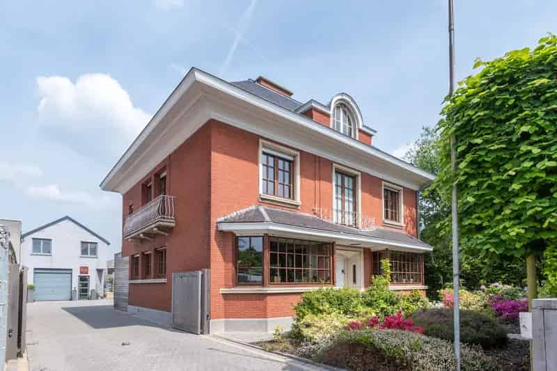 Meesterwoning met Bouwgrond en Extra Mogelijkheden