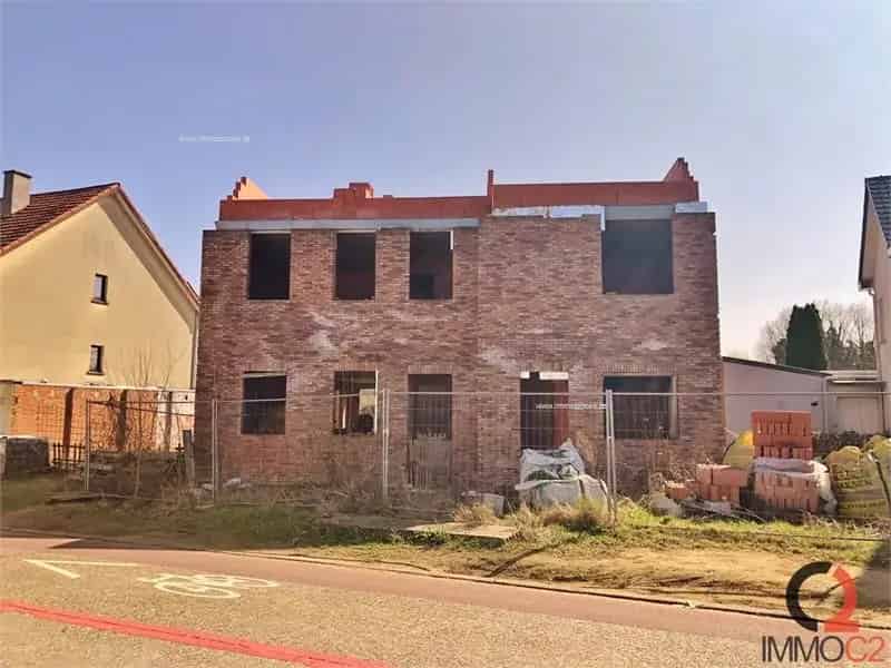 Te koop: Tweewoonst 4 slaapkamers Beringen