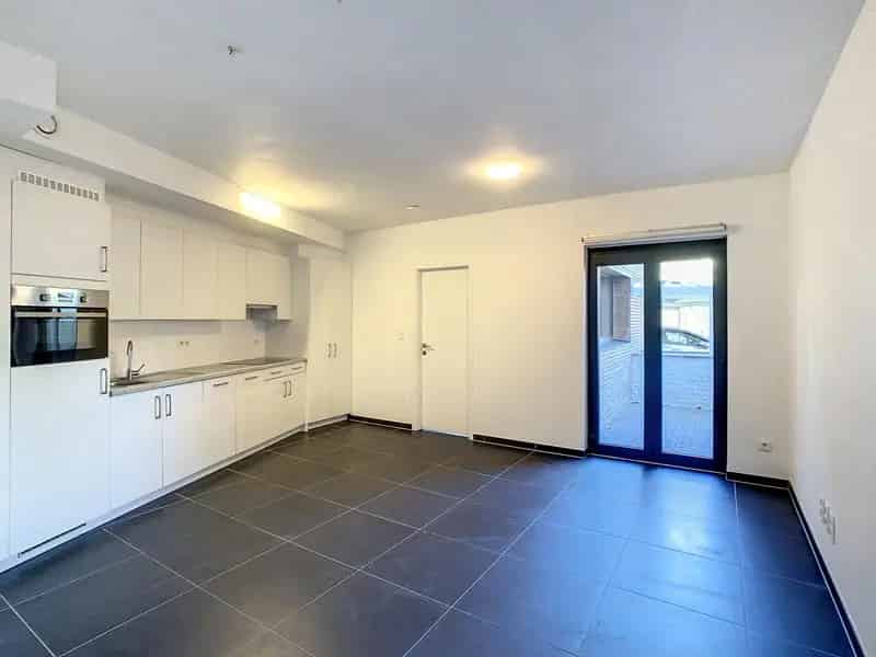 Modern Appartement Leuven Centrum: 1 Slaapkamer, Terras, gerenoveerd