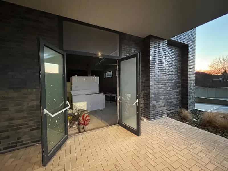 Te Huur Commerciële Ruimte Kortessem 161m²