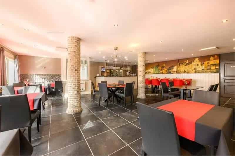 Handelspand te Koop Ardooie: Restaurant met Woning