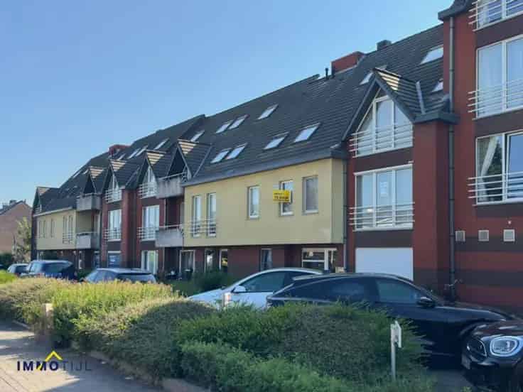 Ruim Appartement Te Koop in Aalst met Garage en Tuin