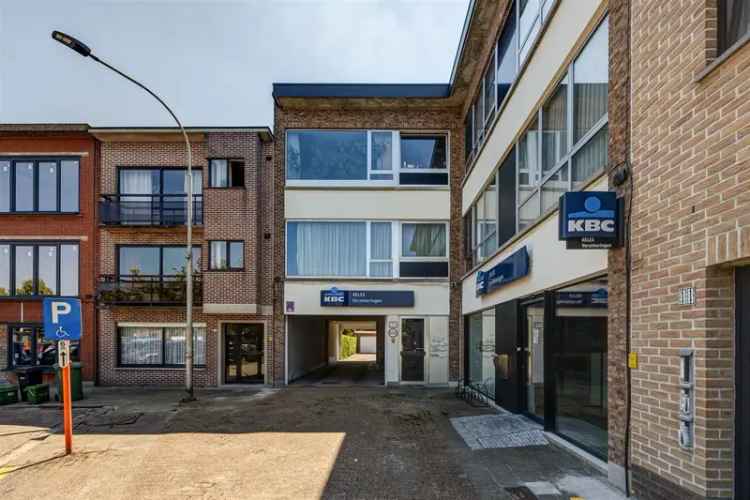 Te koop appartement in Brasschaat met twee slaapkamers en terras