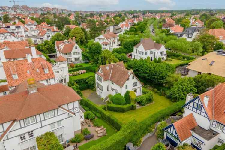 Koop vrijstaande villa in het Zoute met uitstekende locatie