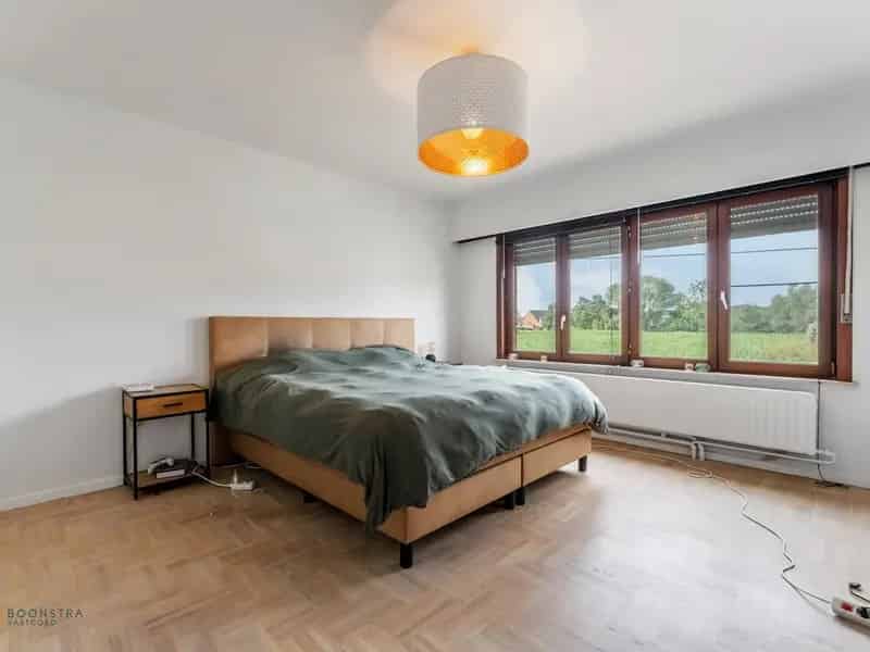 Huis te koop Putte 3 slaapkamers 2 garages ruime tuin